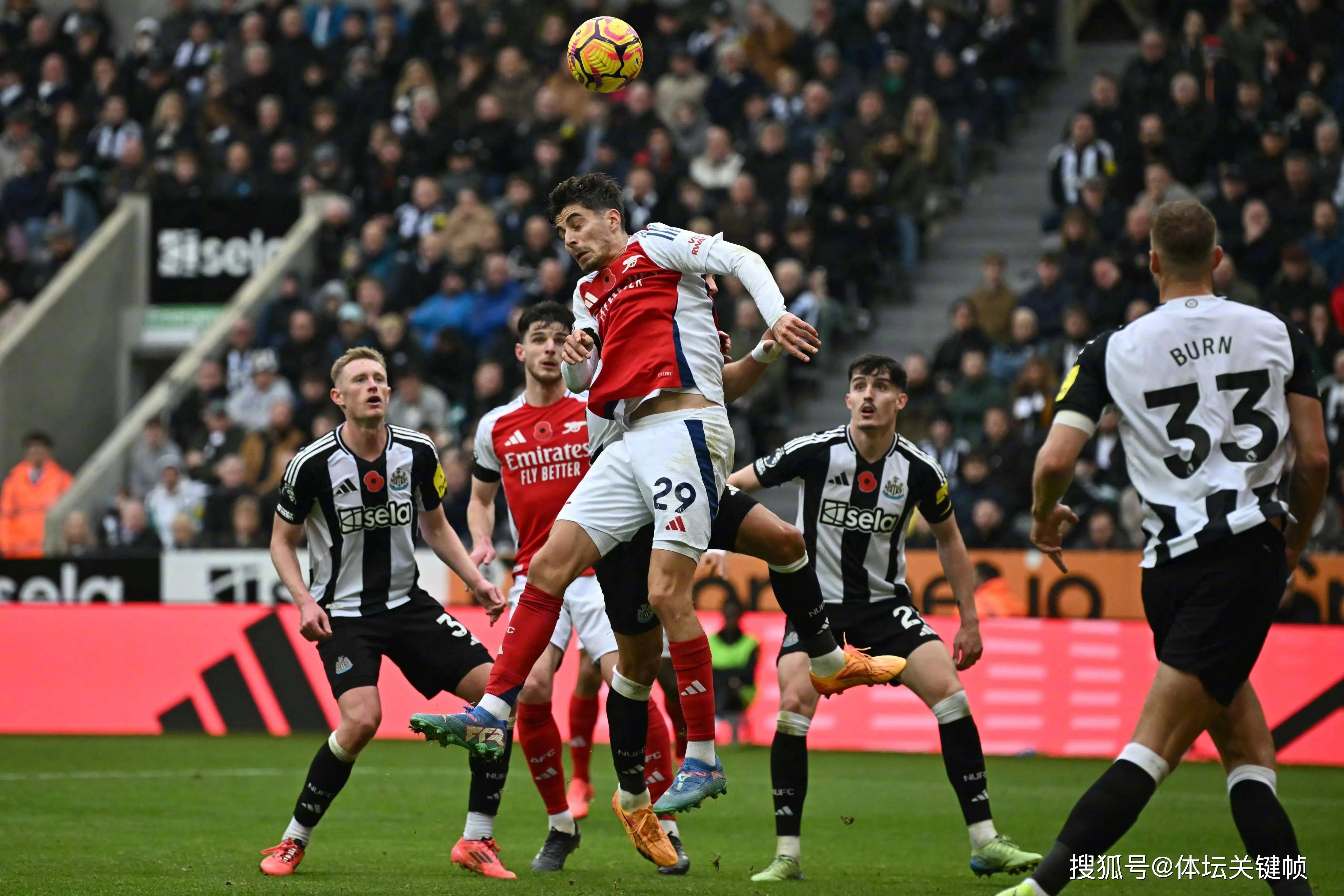 英超窗口期走向成谜，阿森纳临场应变，球迷炸锅，赛程密集仍需轮换的简单介绍体育